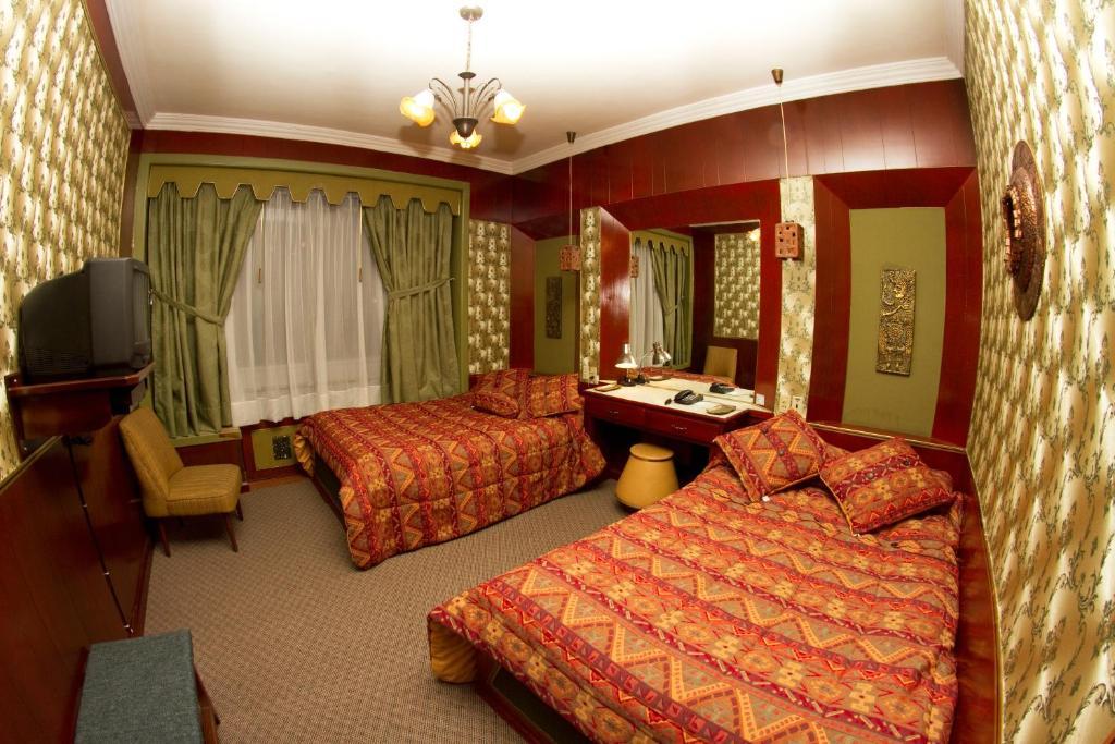 Hotel Inca Imperial キト エクステリア 写真
